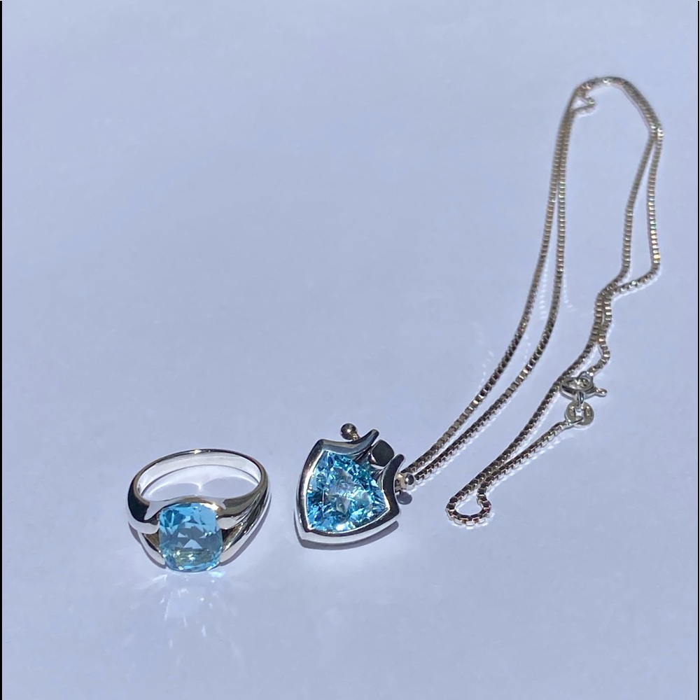 925 Aquamarine💠 Ring & Necklace set✨